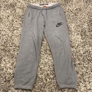 Nike heather grey sweatpants